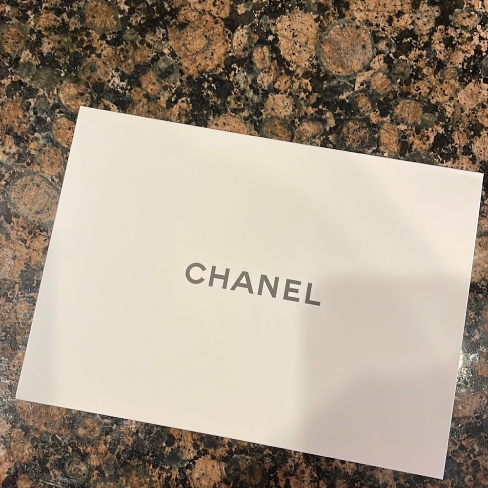 Chanel packaging - Picture 4 of 4